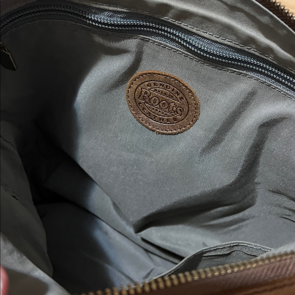 Roots Brown Leather Small Messenger Bag - Picture 14 of 17